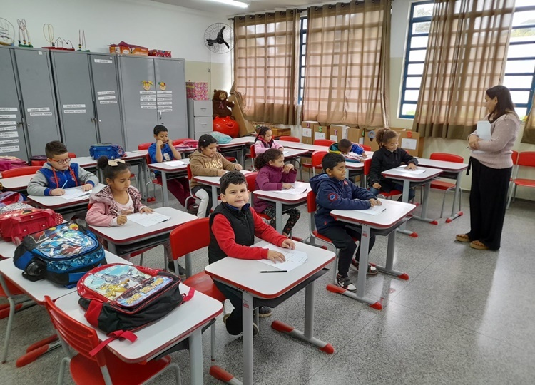 Mais de 9 mil alunos voltam às aulas na Rede Municipal nesta segunda-feira, dia, 6