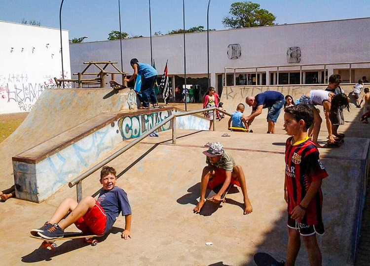 CRAS IV oferece oficinas no Parque Colinas