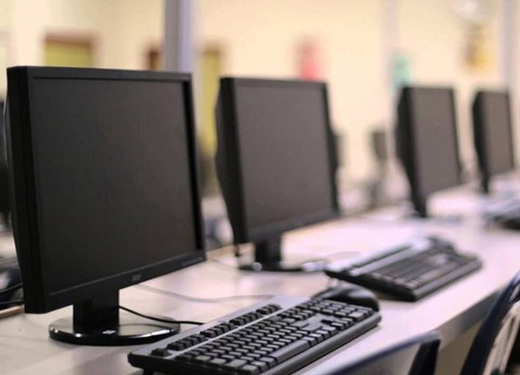 Prefeitura planeja investimentos para aquisição de novos equipamentos tecnológicos à Rede Municipal de Ensino