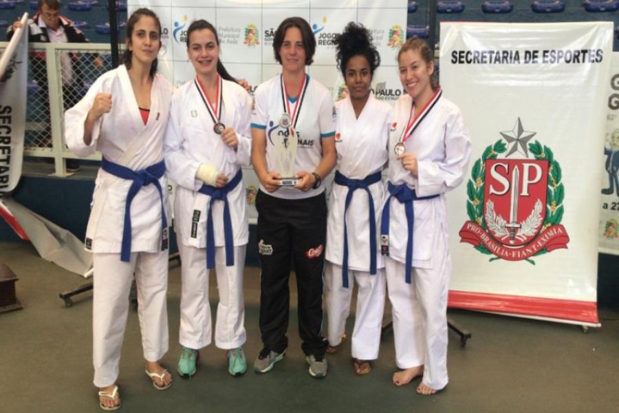 Assis é vice-campeã no geral do Karatê feminino