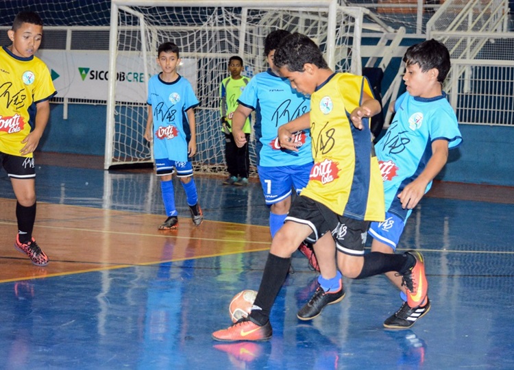 ESPORTE EM MOVIMENTO: Prefeitura abre inscrições para Copa Assis de Futsal Infantil