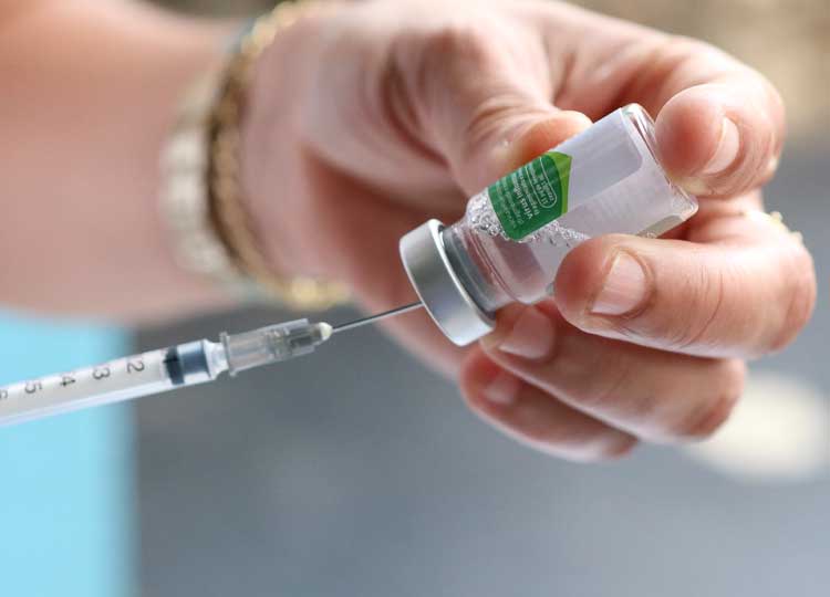 Vacinação contra gripe é prorrogada até 31 de julho