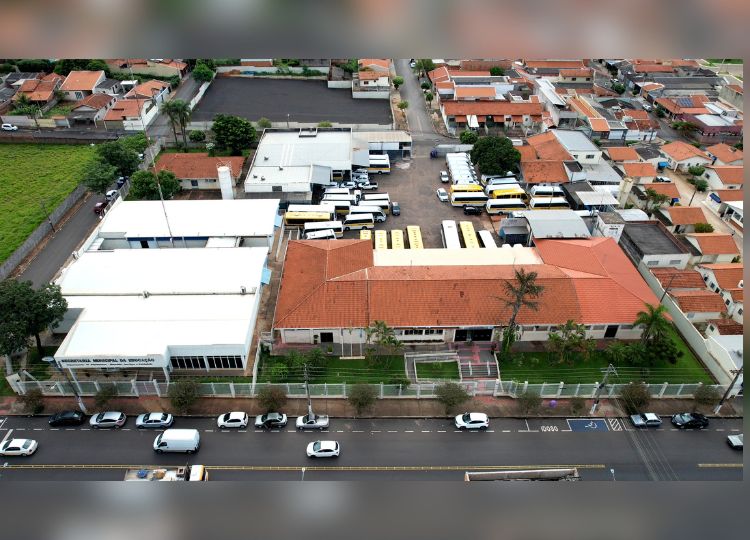 Educação faz comunicado sobre alteração de referências para professores e merendeiras