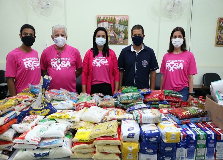 Movimento Rosa: Prevenção contra o câncer de mama arrecada alimentos em prol da Casa de Apoio em Jaú