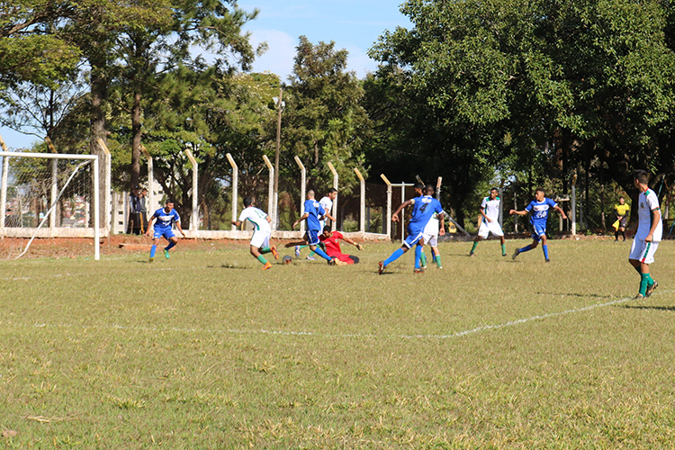 Assis vence Palmital no futebol masculino dos Jogos Regionais