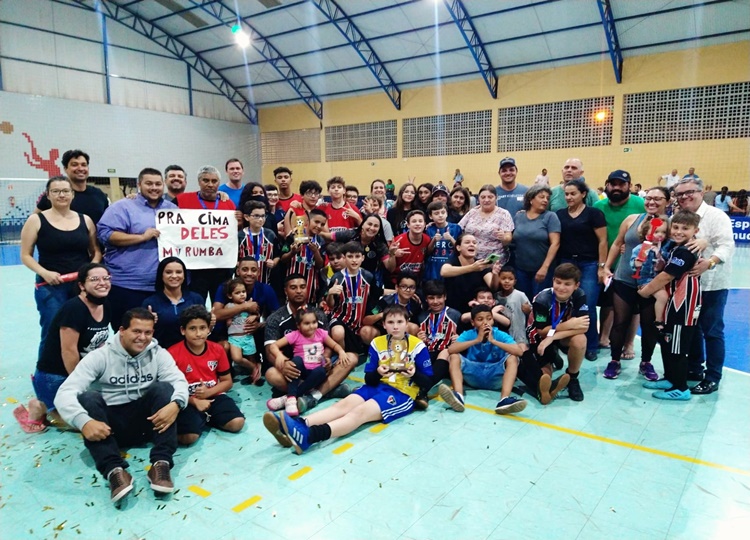 34ª Copa Assis de Futsal Infantil: Meninos do Morumbi são campeões após vencerem o Assis Tênis Clube pelo placar de 1 a 0 na categoria sub-12B