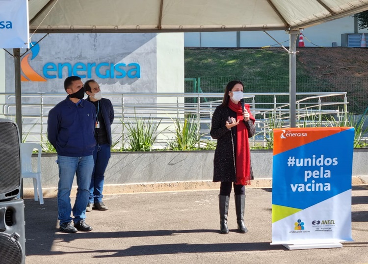 Assis recebe a doação de 7 geladeiras da Energisa