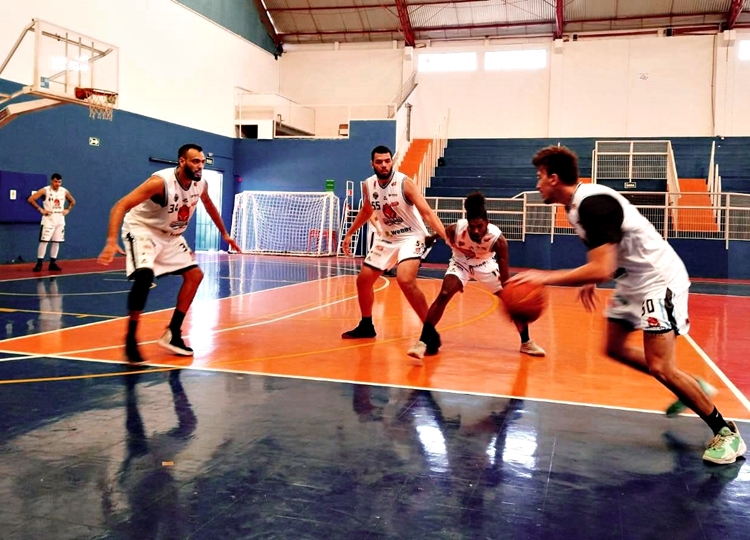 Webby Basquete Assis/LBC/SEST SENAT enfrenta Sorocaba neste domingo 