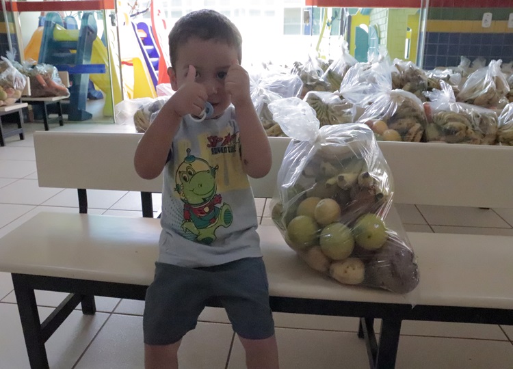 1.289 quilos de hortifrúti serão distribuídos esta semana em 3 Unidades Escolares da Rede Municipal 