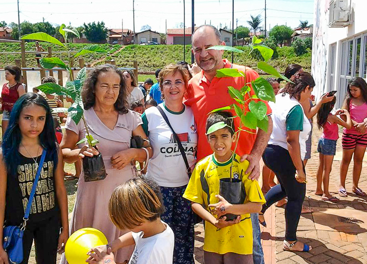 Prefeitura realiza festa às crianças do Parque Colinas