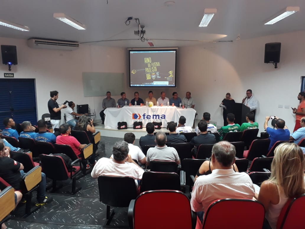 Cerimônia de abertura da Copa São Paulo marca início dos jogos em Assis