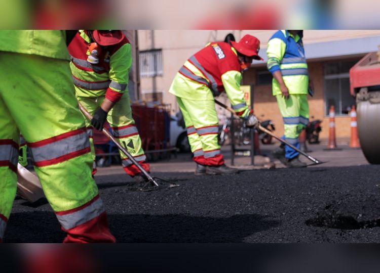 ASFALTO PARA TODOS: Prefeitura realiza recapeamento nas principais vias de acesso do município
