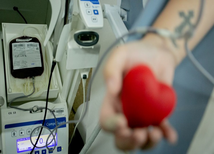 ZAP da Prefeitura realiza pesquisa sobre doação de sangue