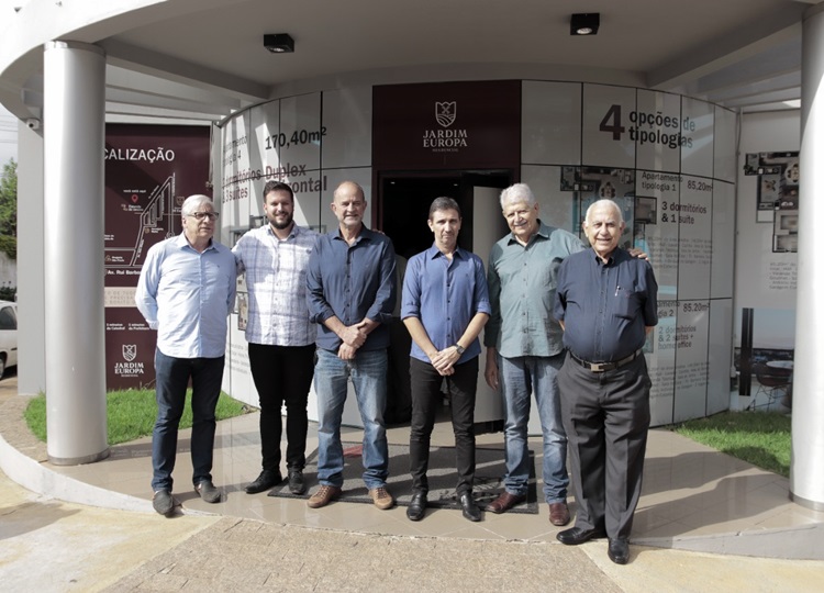CIDADE EM MOVIMENTO: Prefeitura de Assis participa de lançamento do novo empreendimento  imobiliário da cidade