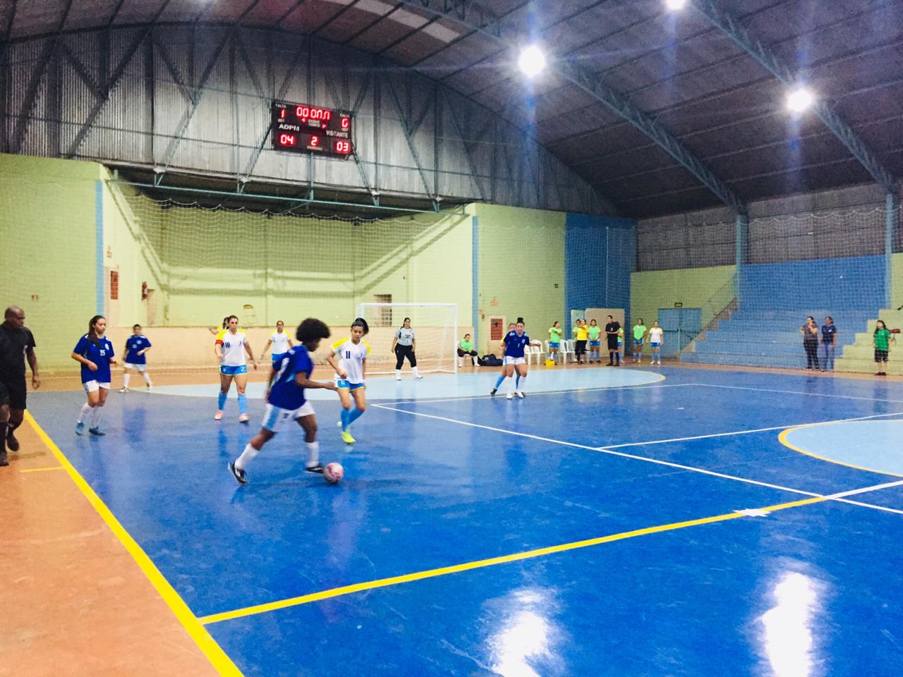 Futsal feminino de Assis empata com Martinópolis  em 4x4