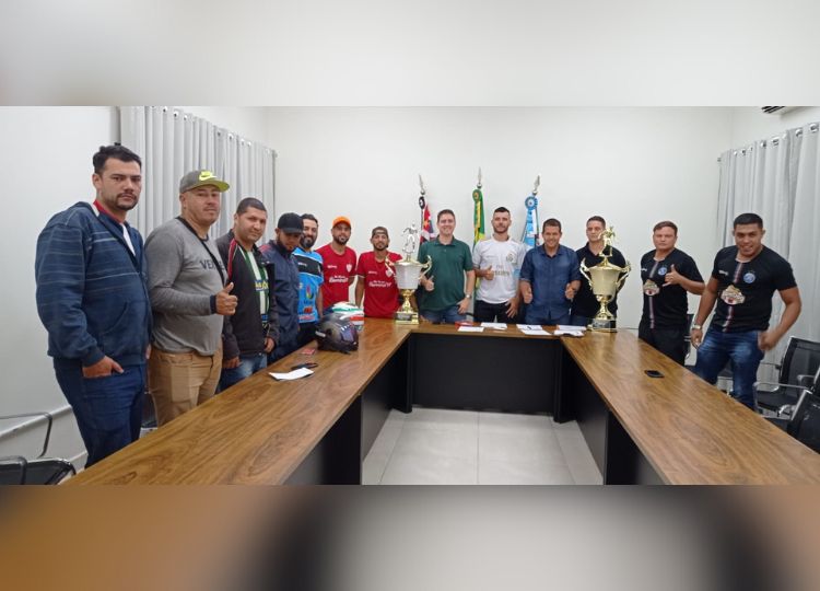 ESPORTE EM MOVIMENTO: Torneio de Futebol Varzeano de Assis homenageará José Ramos Portes " Zé do Pito "