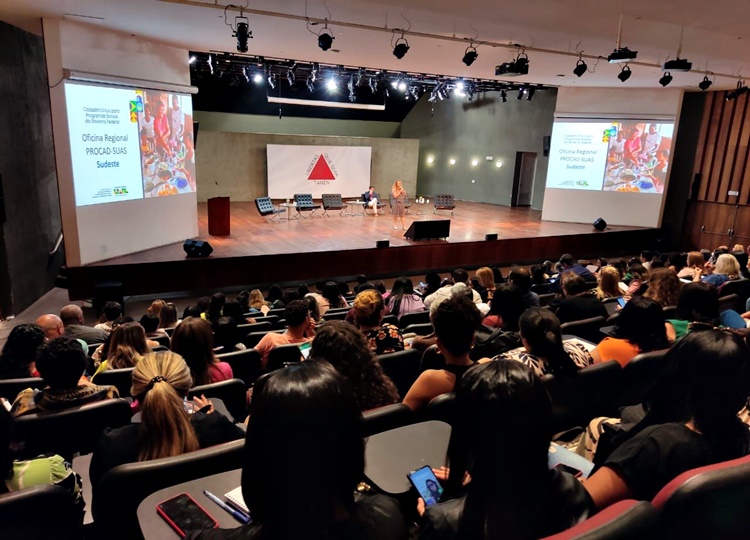 Assis participa do Encontro Regional Sudeste do Programa Bolsa Família e Cadastro Único em Belo Horizonte