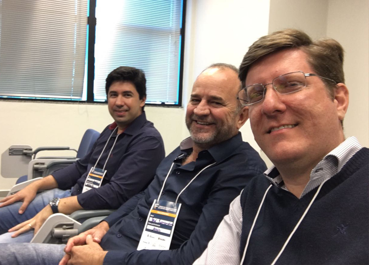 Prefeito de Assis e assessores participam do I Fórum de Cidades Digitais em Bauru