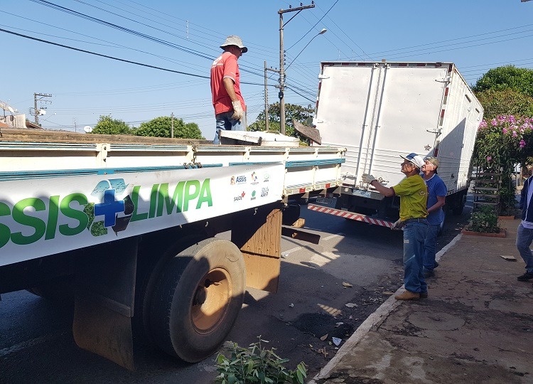 Caminhão do Assis + Limpa faz coleta nessa segunda, 17, no Jardim III Américas 2, Nova Assis e Prudenciana