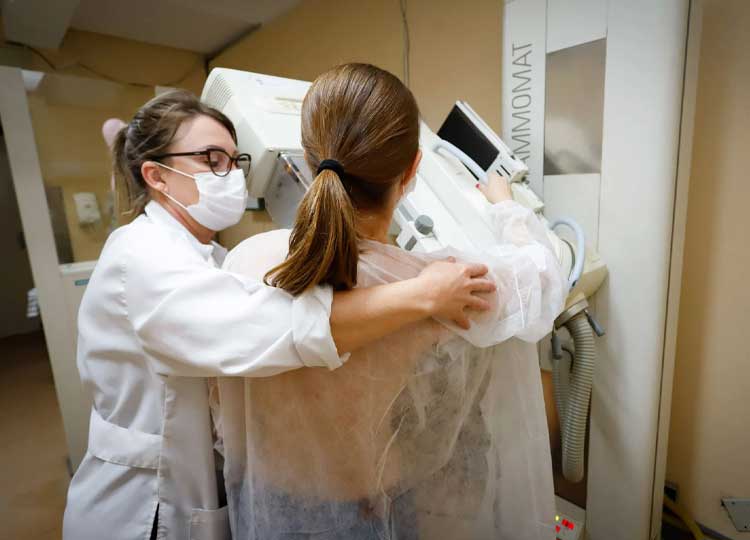 Assis tem vagas sobrando para realização de exames de mamografia