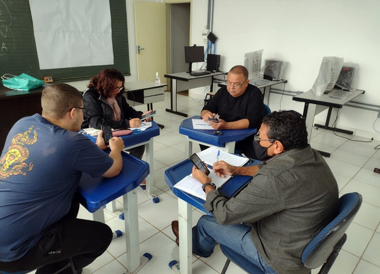 PROGRAMA VIVER: Fundo Social oferece curso gratuito de ‘Introdução Digital para pessoas a partir dos 50 anos