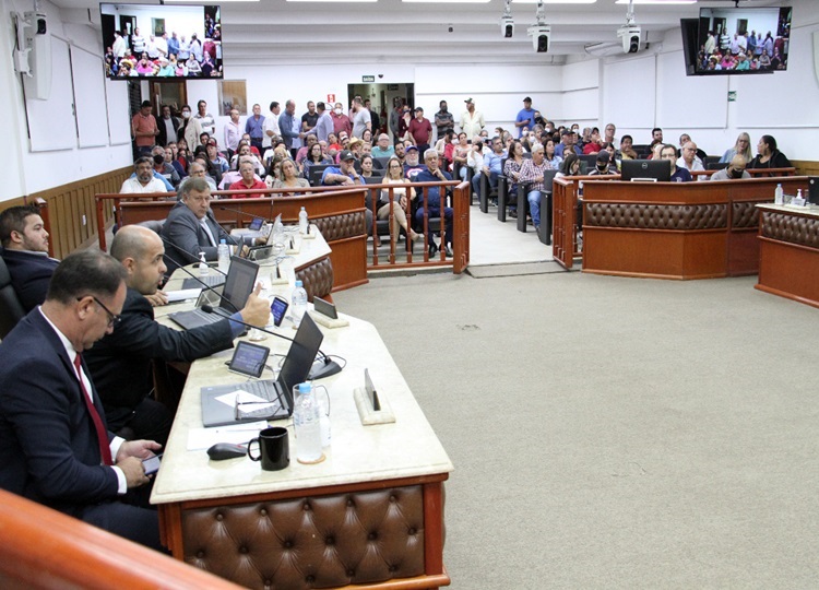 Câmara Municipal rejeita pedido de autorização de recursos para realizar obras de Pavimentação Asfáltica