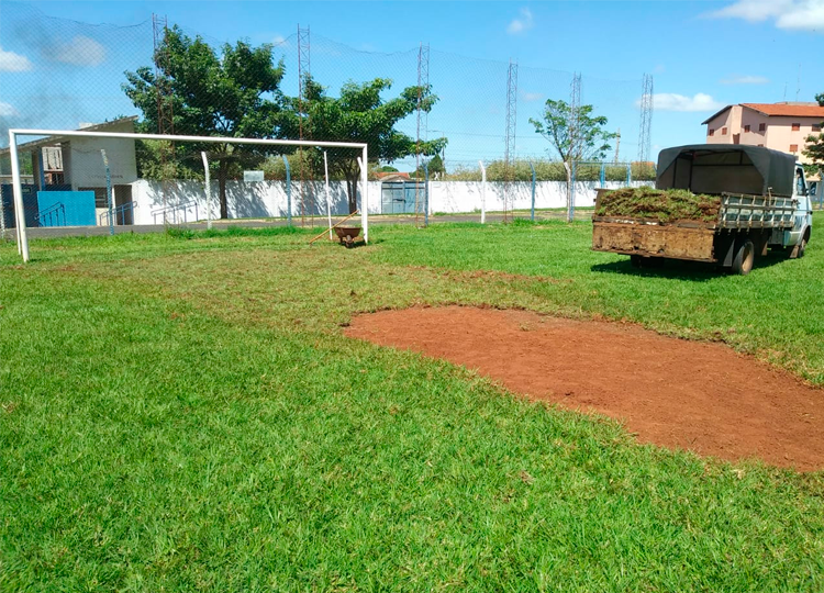 Prefeitura continua na revitalização do Estádio Marcelino de Souza