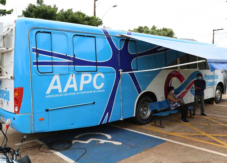 Saúde traz ônibus itinerante para realizar exame preventivo de câncer de próstata em homens de 40 anos ou mais