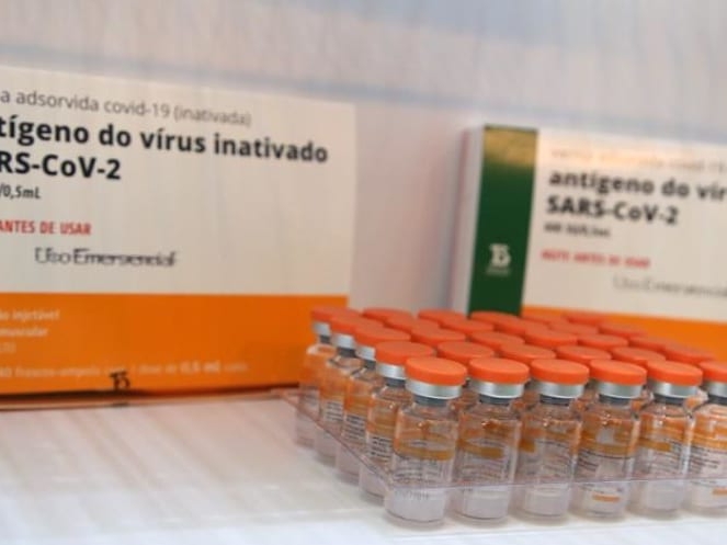 Assis recebe 1.880 doses de vacina contra COVID nessa quinta; primeiros a serem vacinados são profissionais da saúde