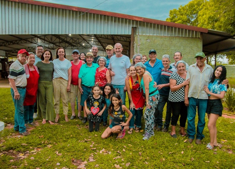 Prefeitura marca presença na tradicional Festa do Doce com a Van da Vacina, neste domingo, dia 21