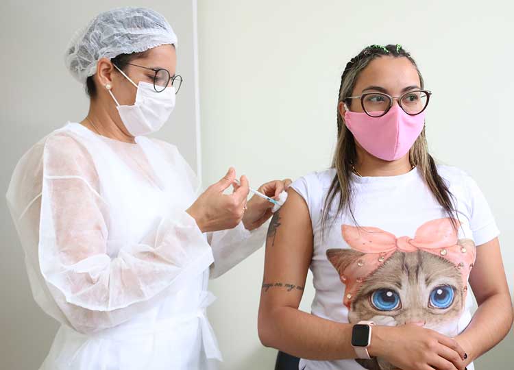 21.339 assisenses adultos, em tempo hábil, ainda não foram tomar a dose de reforço
