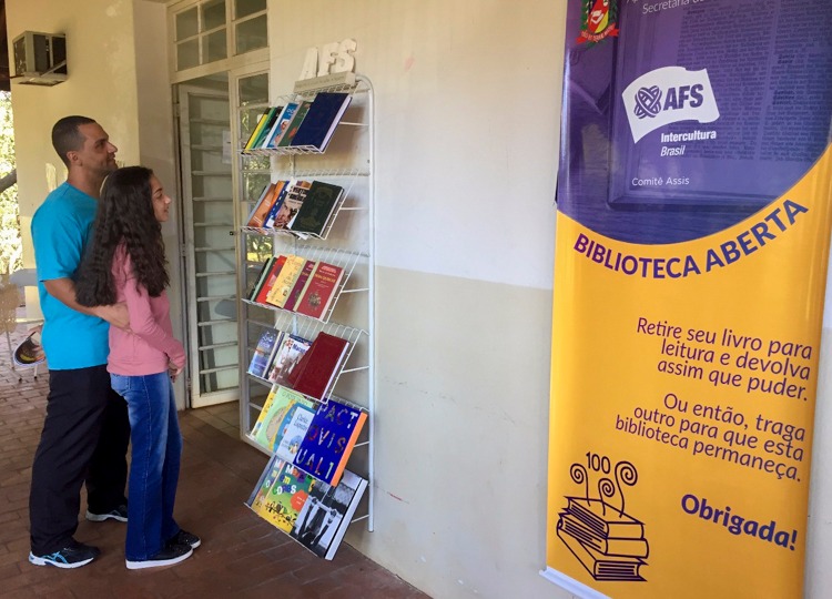 Parque Buracão disponibiliza livros gratuitos à população