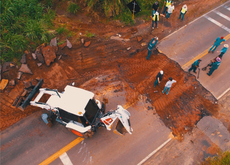 Prefeitura de Assis inicia retirada de lombadas na Rodovia Manoel Fernandes