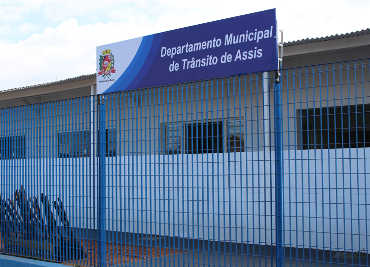 Prefeitura muda sede do Departamento de Trânsito para Vila Fiúza