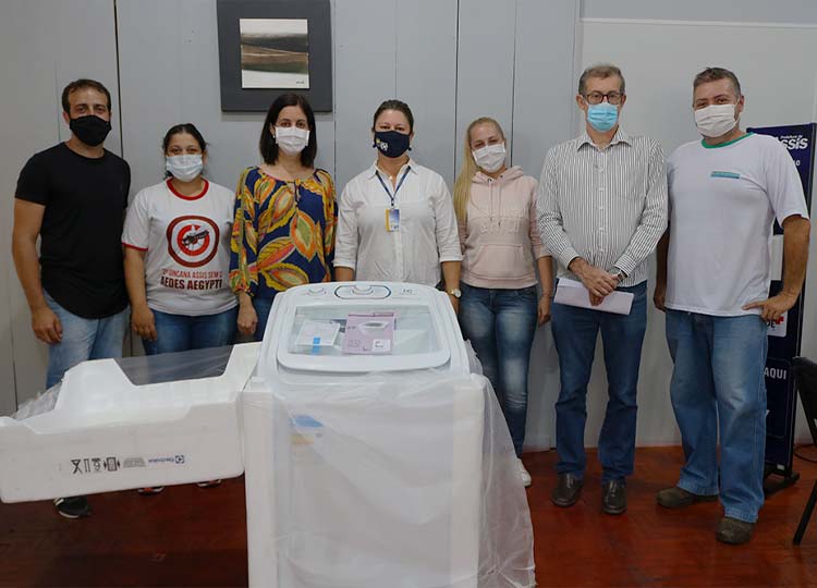 Recurso arrecadado com gincana de escolas particulares é usado para comprar máquina de lavar roupas para Casa de Apoio