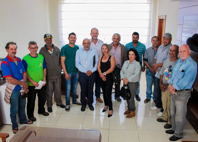 Nova Associação de Catadores requer da Prefeitura espaço próprio para depósito de recicláveis
