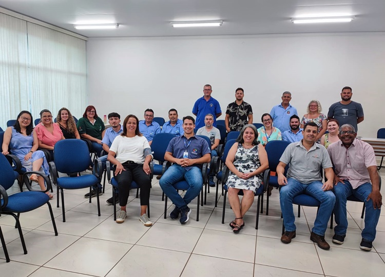 Prefeitura capacita equipe para atender à nova Lei de Compras e Licitações