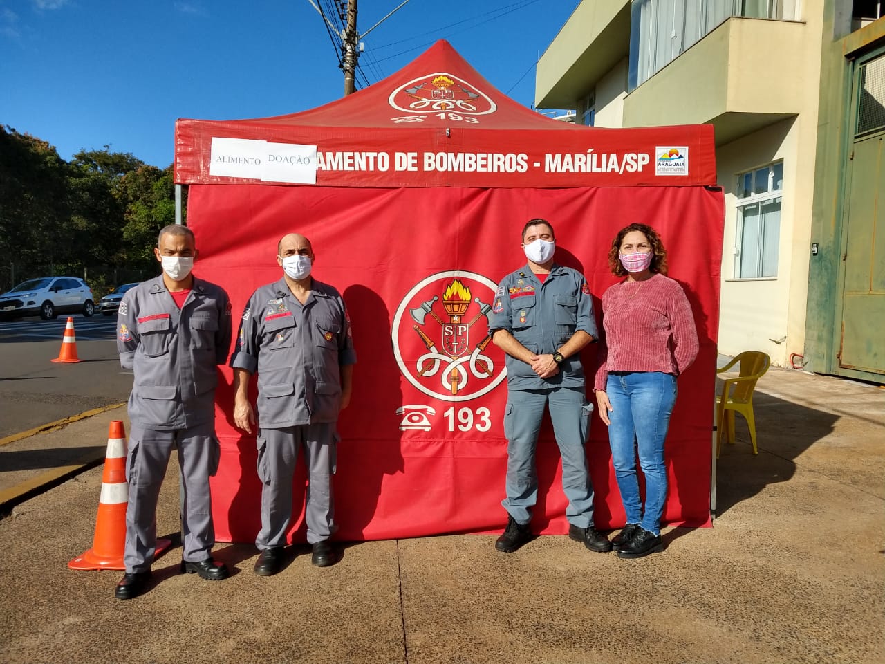 Drive Thru Solidário do Corpo de  Bombeiros arrecada mais de 600 quilos de alimentos