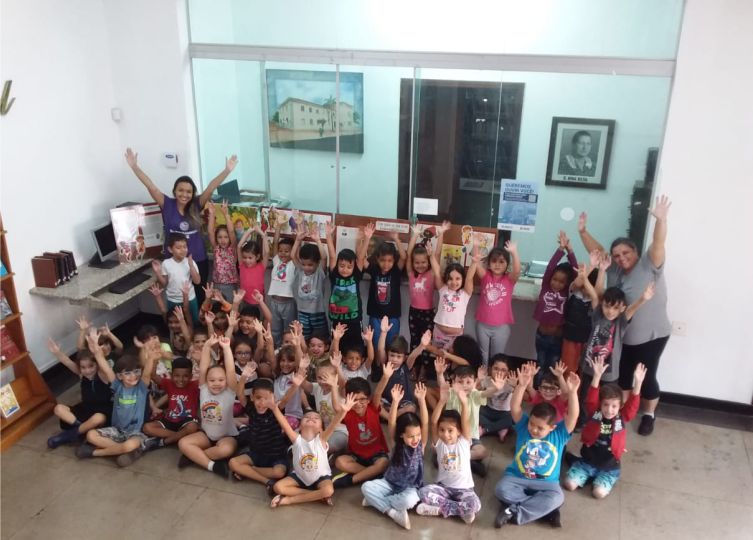 SEMANA MONTEIRO LOBATO: Crianças da rede pública visitam Biblioteca Municipal