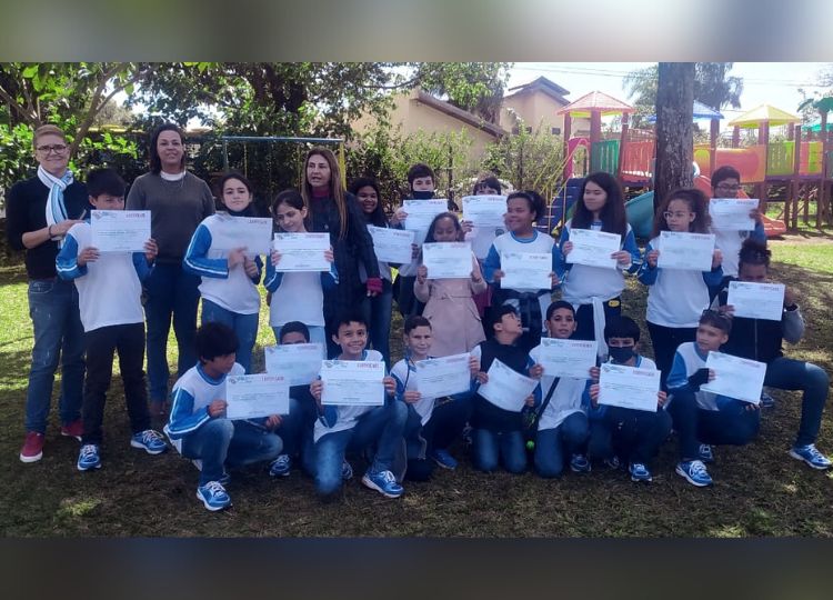DIA DA ÁRVORE: Alunos da região participam de passeio ecológico no Parque Buracão