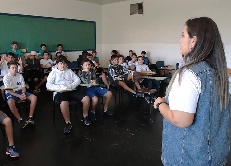 Campanha “Combater o Aedes é combater a Dengue”  nas escolas particulares de Assis tem primeira ação nessa quinta
