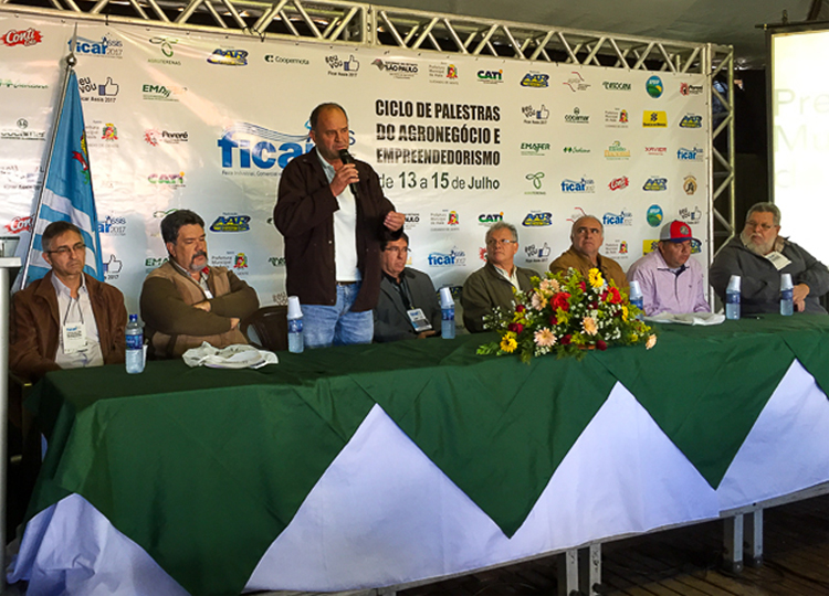 Ciclo de Palestras do Agronegócio reúne muitos participantes