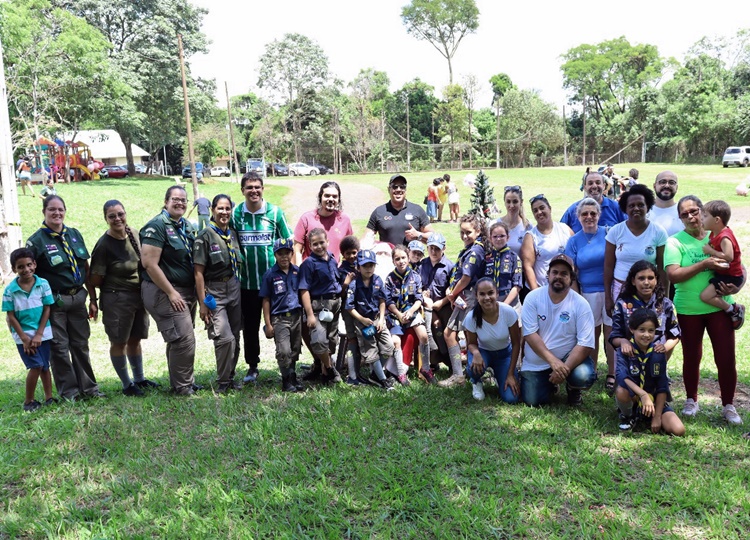 Núcleo de Atendimento Educacional Especializado – Golfinho realiza celebração inclusiva e emocionante