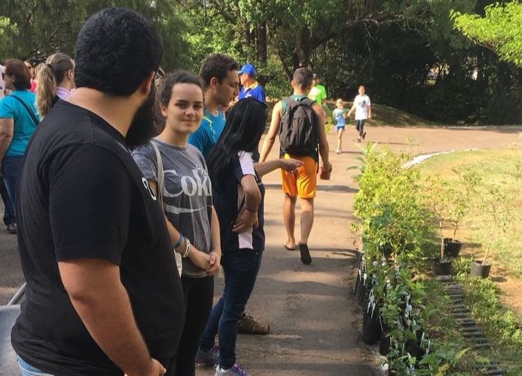 Parque Buracão recebe 200 mudas de árvores frutíferas