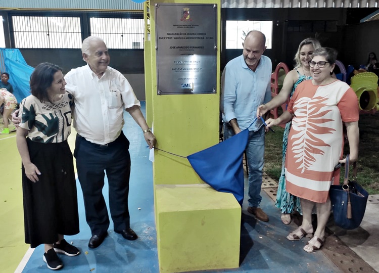 Prefeitura inaugura ampliação e quadra poliesportiva na EMEIF Prof.ª Angélica Amorim Pereira - D. Yayá