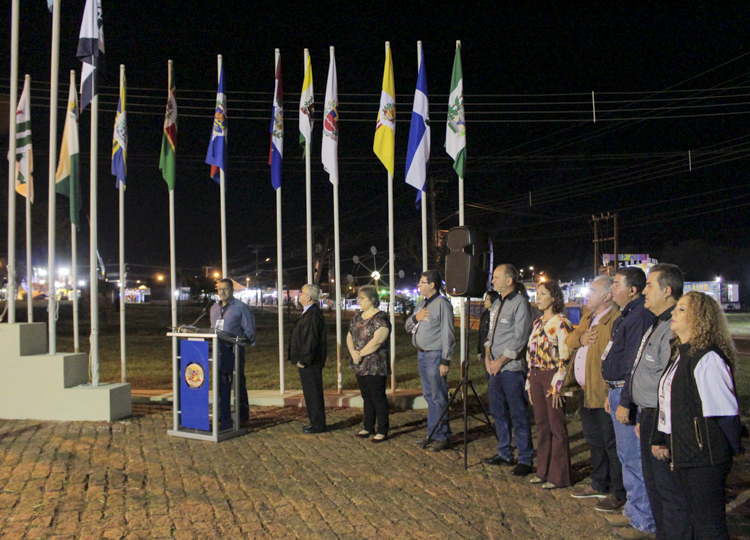 Prefeitura realiza cerimônia de abertura da FICAR 2017
