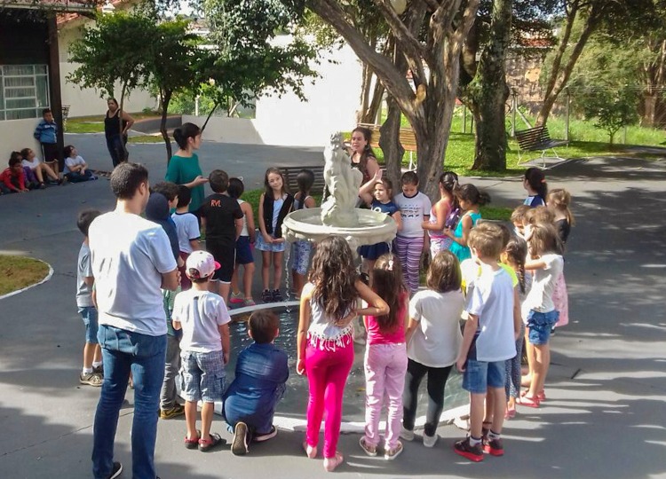 Casa de Taipa recebe centenas de visitantes no primeiro dia de reabertura