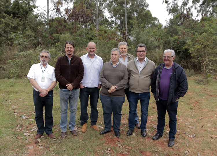 Prefeito José Fernandes e Diretores da Sabesp visitam Distrito Industrial e anunciam investimentos de 20 milhões de reais em obras de infraestrutura